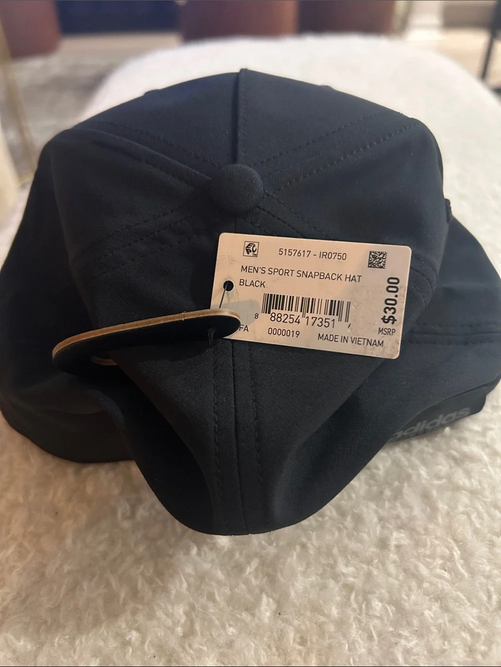 adidas solid black